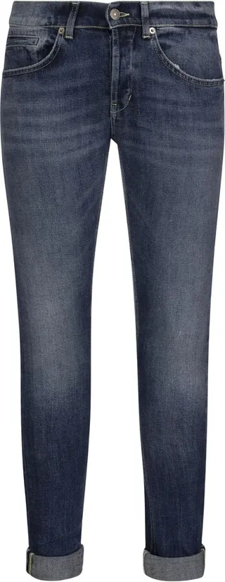 The GEORGE skinny fit low-rise five-pocket jeans has casual features that adapt to the fashion style and is perfect to wear both daily and on informal occasions.