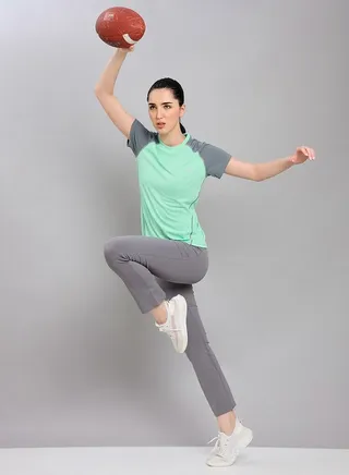 2-Way Stretch Contrast Raglan Sleeve Active Top 