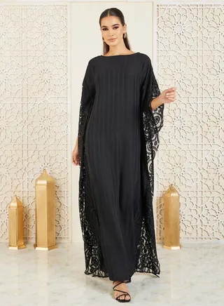 Lace Cape Detail Striped Kaftan 