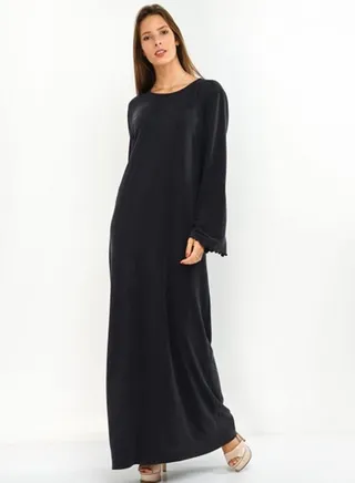 Round Neck Maxi Dress Black 
