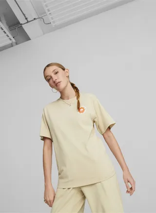 DOWNTOWN Womens Relaxed Graphic T-Shirt 
