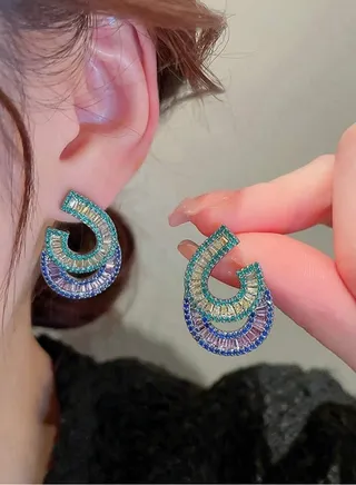 Elegant & Trendy Hoop Earrings For Women 