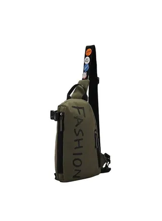A distinctive and practical modern bag suitable for travel, work and multiple uses (without accessories) - olive 