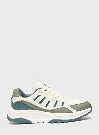 Casual Low-Top Sneakers