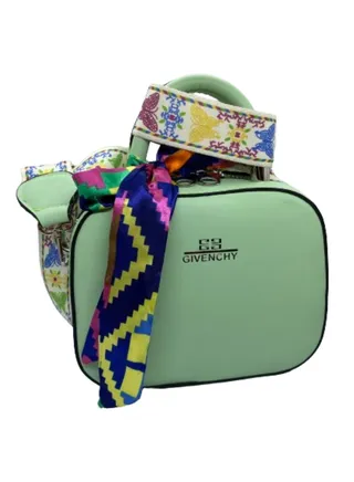 Luxurious mint green leather bag from Givenchy 