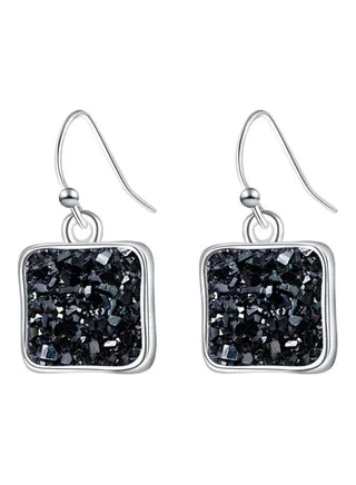 Geometric Shape Dangle Earrings 
