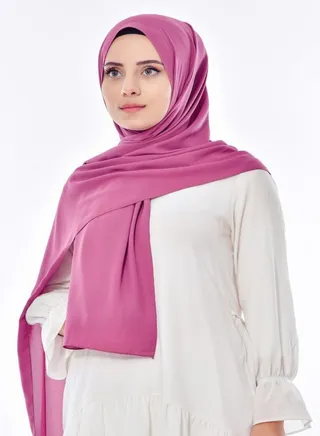 حجاب من فتاه - اسكارف - طرحة شيفون كريب مقاس مناسب - لون فوشيا غامق ناعم 
