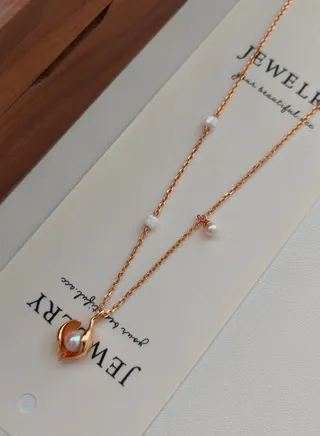 beauty necklace 