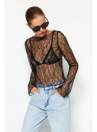 Black Regular Fit Boat Neck Lace Elastic Knitted Blouse TWOSS23BZ00795 