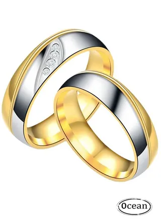 Titanium Steel Couple Ring, With Diamond Embellishments, Fashionable And Personalized, Suitable As A Gift For Couples 