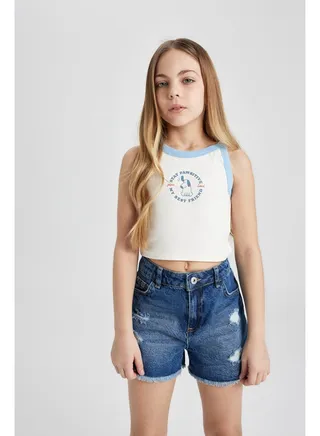 Girl Slim Fit Sleeveless Knitted Top 