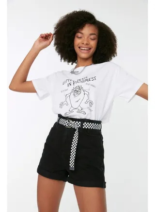 Woman Shorts & Bermuda Black 