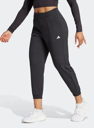 Train Essential Minimal Sweatpants