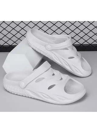 Lightweight soft sole sandals 