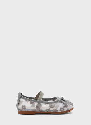 Girls Slip Ons 