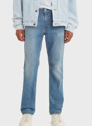 Light Wash Relaxed Fit Jeans 
