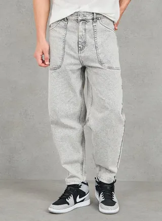 Mid Rise Light Wash Balloon Fit Jeans 