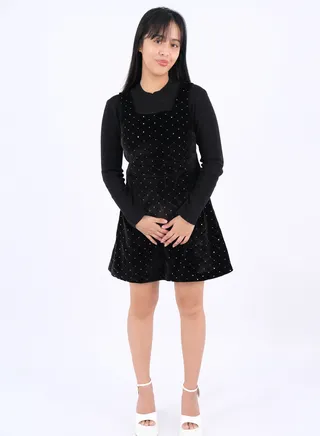 Women’s Dotted Sleeveless Short Dress in Black 