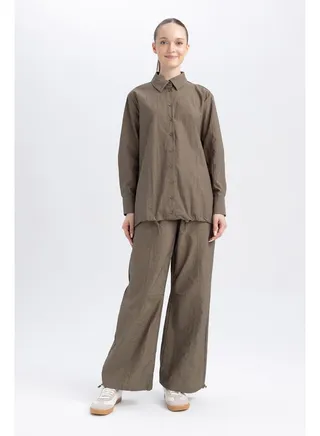 Woman Cargo Fit Woven Trousers 