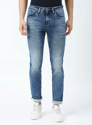 Mid Rise Faded Jeans with Pocket Detail