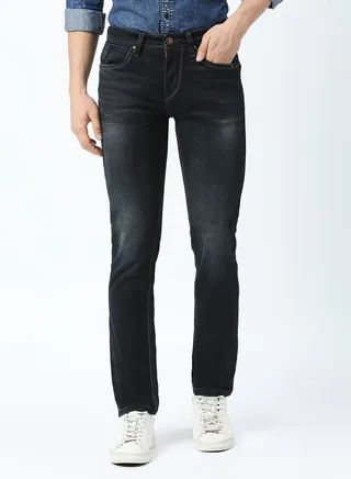 Mid Rise Low Fade Jeans with Pocket Detail