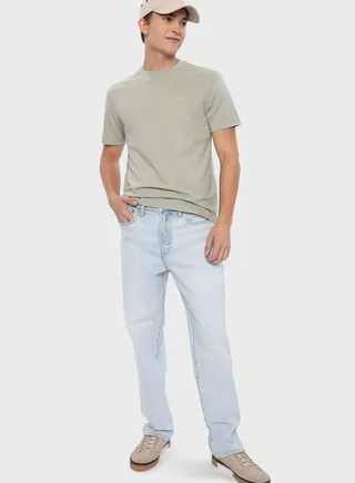 Light Wash Relaxed Fit Jeans