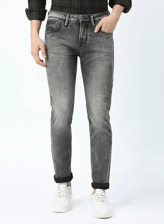 Mid Rise Faded Jeans with Pocket Detail 