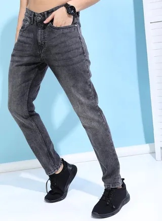 Mid Rise Light Fade Jeans with Pockets