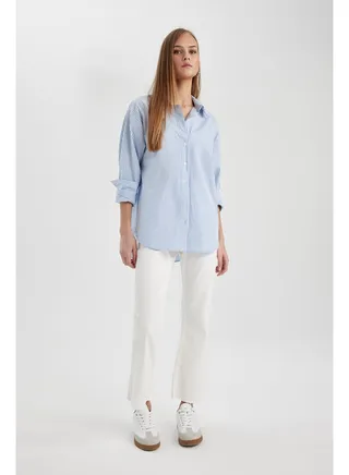 Woman Crop Flare Fit Denim Trousers 