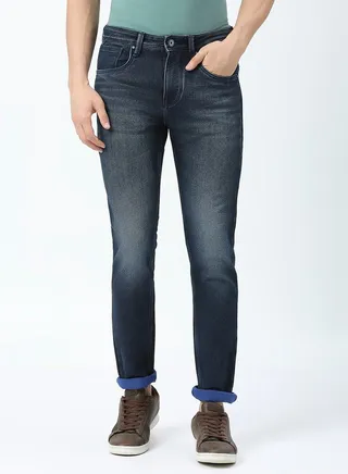 Mid Rise Faded Jeans with Pocket Detail