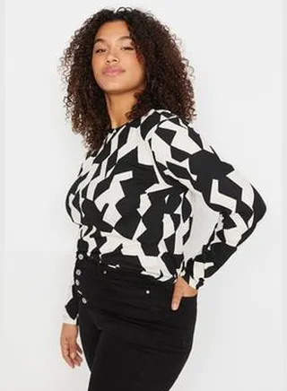 Multicolored Knitted Blouse