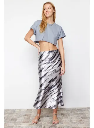Gray Patterned Satin Maxi Knitted Skirt TWOSS24ET00119 