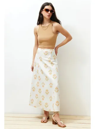 Ecru Floral Pattern A-Line Midi Length Woven Linen Blended Skirt TWOSS24ET00105 