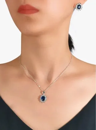 Luxury Jewellery Set For  Women Inlaid With Zirconia 