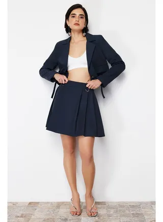 Navy Blue Pleated Buckle Detail Mini Woven Skirt TWOSS24ET00115 