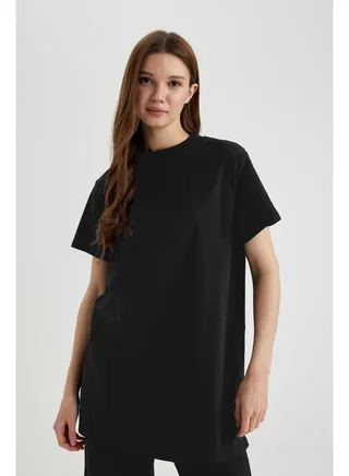 Woman Regular Fit Bike Neck Knitted Short Sleeve Tunic 