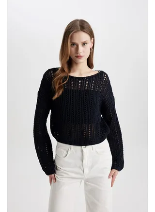 Woman Cropped Fit Boat Neck Long Sleeve Tricot Pullover 