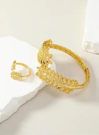 18k Gold Plated Bracelet & One Size Ring Jewelry Set For Women 