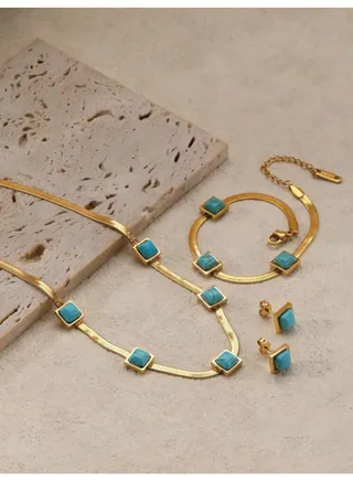 Luxury Necklace & Bracelet & Earrings Jewelry Set For Women Inlaid With Natural Turquoise Stone 