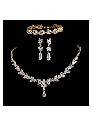 Classy Cubic Zirconia Necklace 