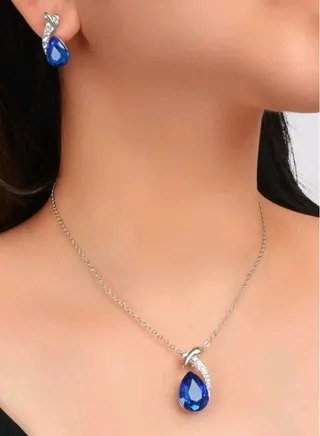 Luxury Jewellery Set For  Women Inlaid With Zirconia 