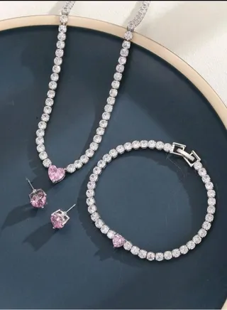 Luxury Jewellery Set For  Women Inlaid With Zirconia 