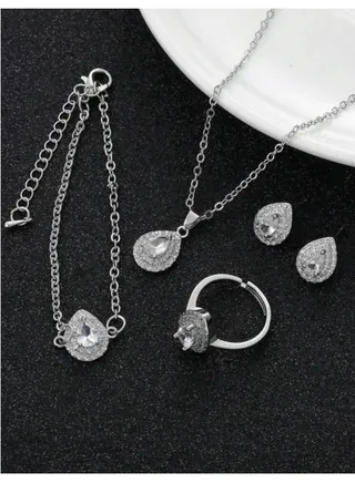 Women's Elegant Necklace & Bracelet & Earrings & Ring Jewellery Set 