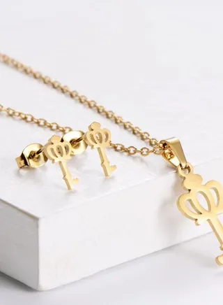 18K Gold Plated Stainless Steel Key Clavicle Necklace Earrings Three Piece Set 