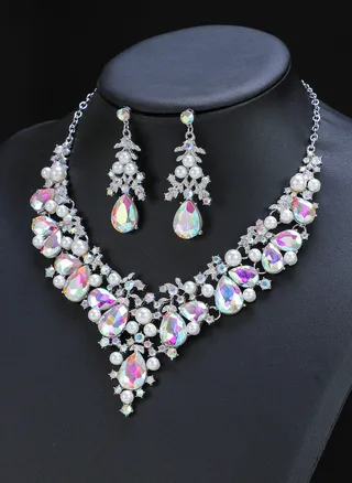 2-Piece Elegant Retro Necklace and Earrings Set 
