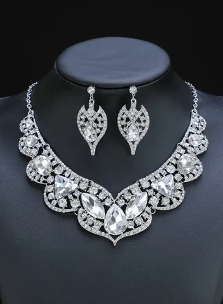 2-Piece Elegant Retro Necklace and Earrings Set 