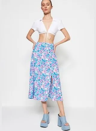 Indigo-Ecru Midi Skirt with Floral Pattern and Viscose Fabric with a Slit Detailed Detail TWOSS20ET0230