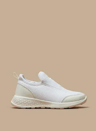 Boys Textured Slip On Sports Shoes 