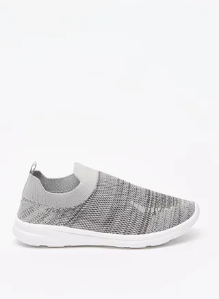 Boys Textured Slip On Sports Shoes 