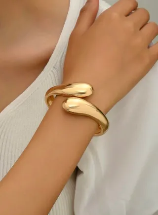 Elegant & High Quality 18k Gold Plated Bracelet Bangle For Women 
